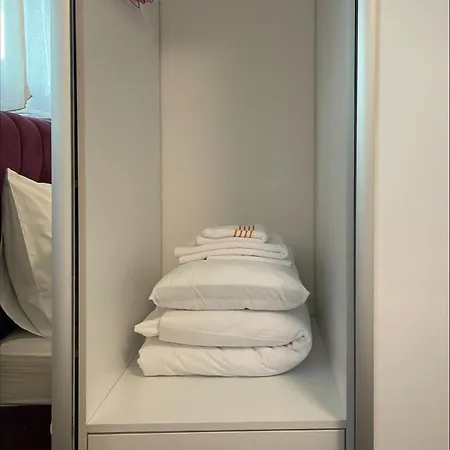 Sunshine Apartment
